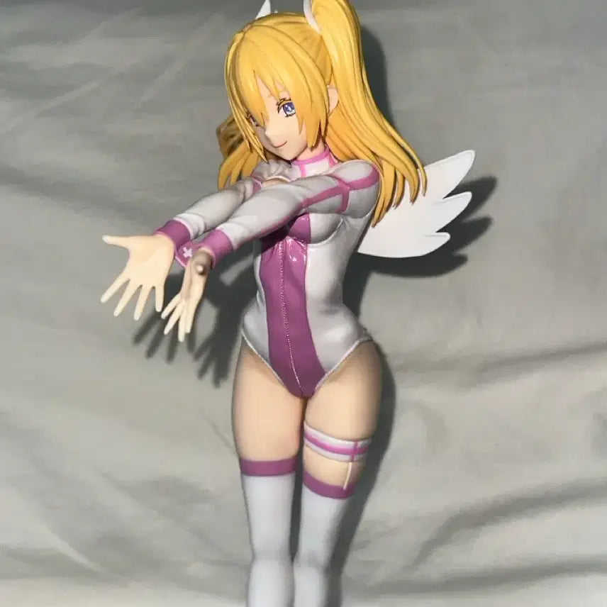 [BUNJANG] 2.5D Temptation Angel Liriel Figure / 2.5 차원의 유혹 천사 리리엘 피규어