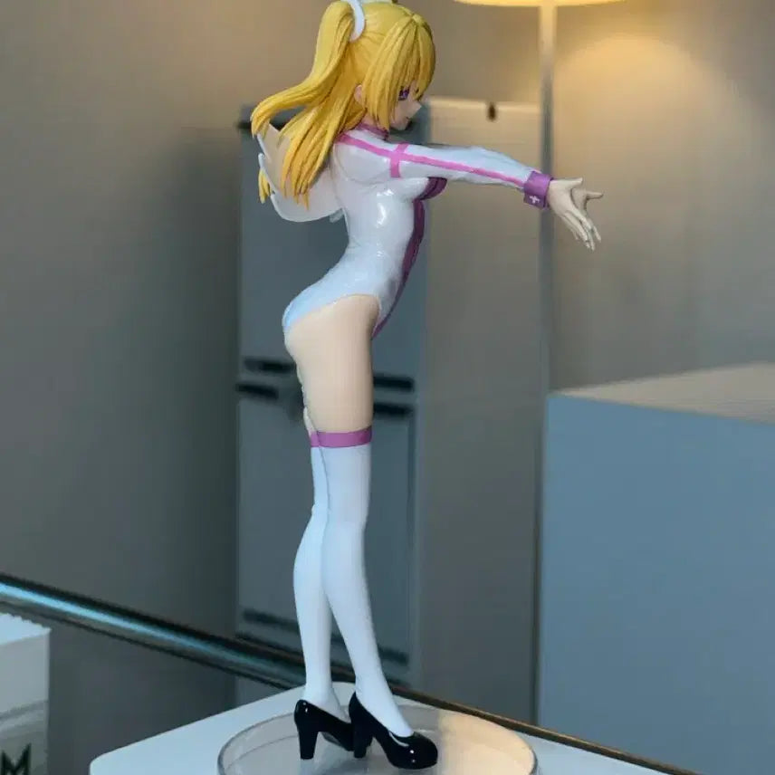 [BUNJANG] 2.5D Temptation Angel Liriel Figure / 2.5 차원의 유혹 천사 리리엘 피규어