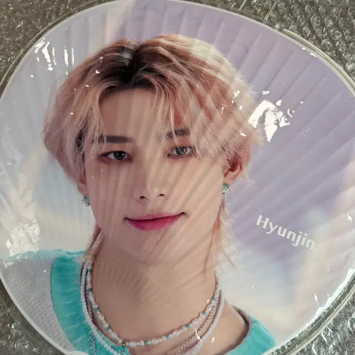 [BUNJANG] Stray Kids Lee Know Uchiwa Cover / 지니렛 우치와 커버