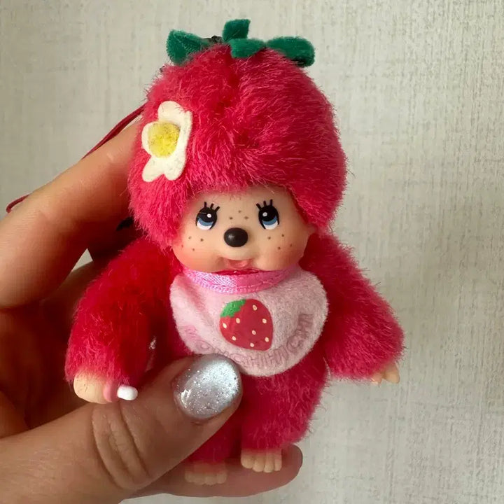 [BUNJANG] Sekiguchi Monchhichi Regional Limited Mini Strawberry Keychain / 세키구치 몬치치 지역한정 인형 미니 키링