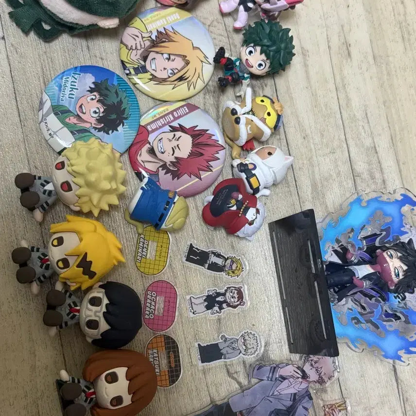 [BUNJANG] My Hero Academia Acrylic Stand &amp; Mini Figure Bundle (Jiro, Shoto, Bakugo, Iida, Denki, Dabi, Midoriya, Uraraka, Hawks) / 나히아 나의 히어로 아카데미아 굿즈 일괄 (지로리 지토토 아크릴 스텐드 메가캣 미니피규어 바쿠고 이이다 덴키 다비 미도리야 우라라카 호크스)