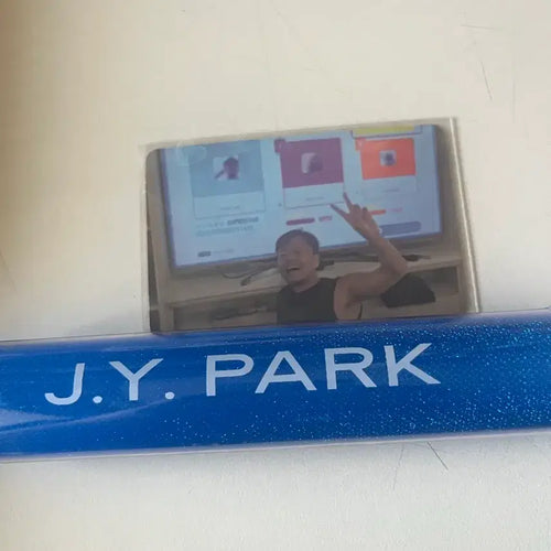 [BUNJANG] JYP Park Jin Young Wet Music Bank Live Broadcast Photocard & Light Stick Bundle Set / 박진영 jyp wet 뮤직뱅크 사녹 공방 포카+응원봉