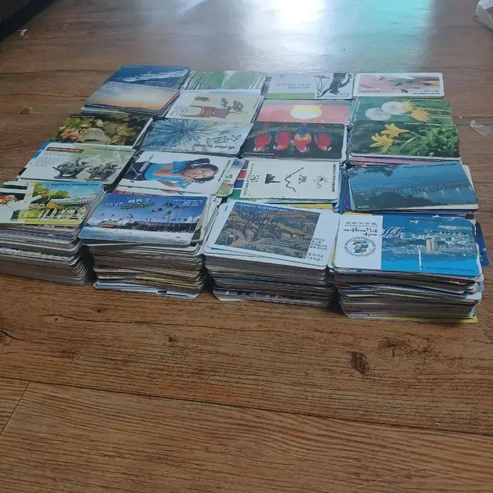 [BUNJANG] Vintage Public Phone Cards (2000+ Cards) / 추억의 공중전화카드 2천장이상 소장 디피용