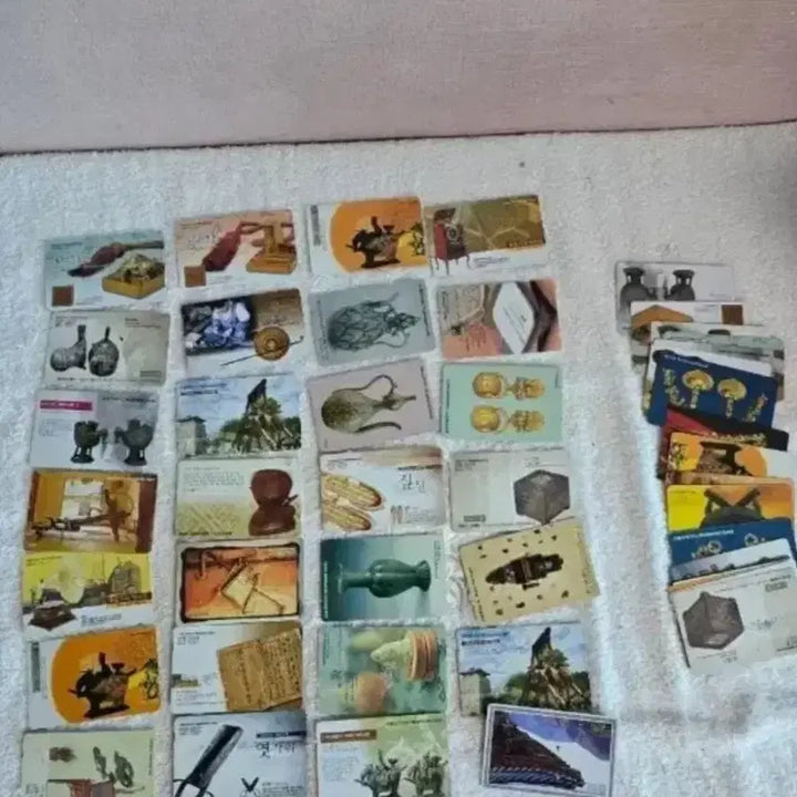 [BUNJANG] Vintage Public Phone Cards (2000+ Cards) / 추억의 공중전화카드 2천장이상 소장 디피용