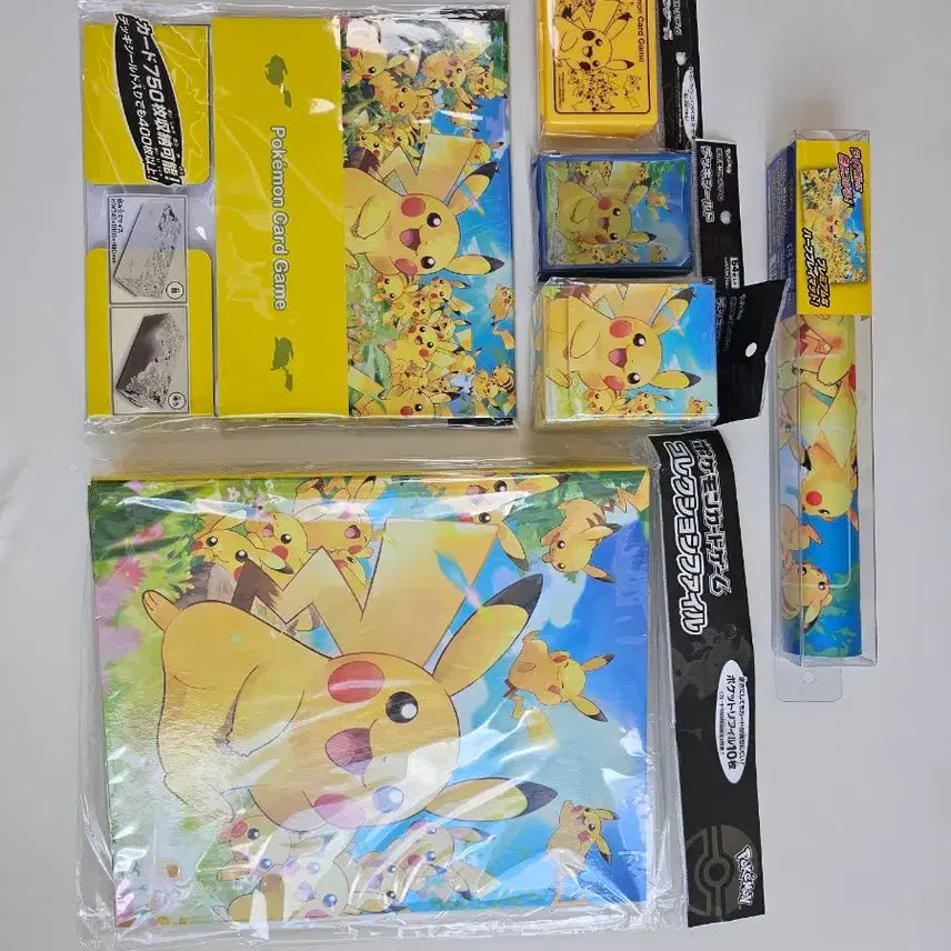 [BUNJANG] Pokemon Card Game Pikachu Collection Supplies Set / 포켓몬 카드 게임 피카츄 컬렉션 용품 세트 (새상품