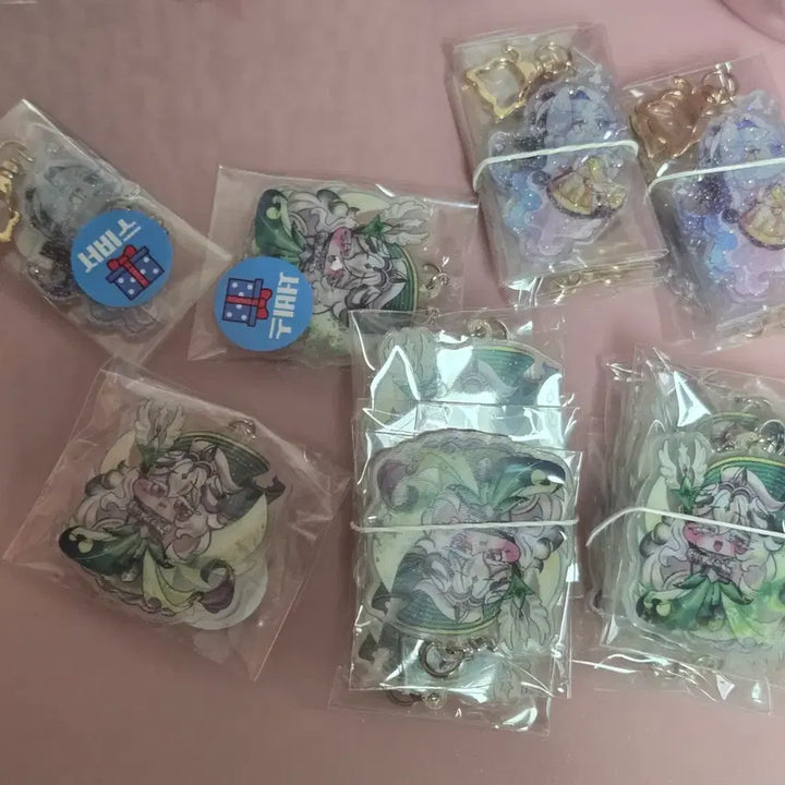 [BUNJANG] Cookie Run Kingdom Merchandise Badges, Keyrings, Corotto, Glitter Box / 쿠키런 킹덤 굿즈 비공굿 뱃지/키링/코롯토/글리터박스