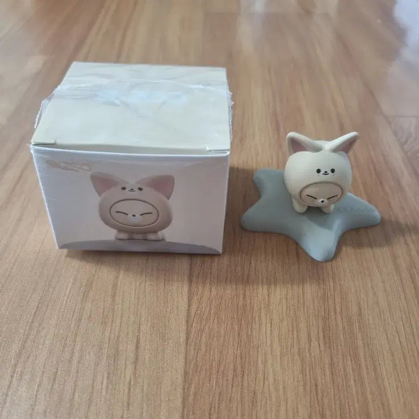 [BUNJANG] Stray Kids Skzoo Foxiny Mini Figure / 스트레이키즈 스키주 폭시니 미니 피규어