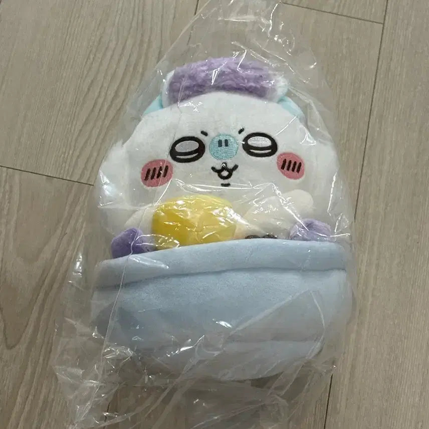[BUNJANG] Chiikawa Momonga Big Plush Toy (Taiwanese Pop-up Limited Edition) / 당일배송) 대만 치이카와 데이즈 팝업 한정 모몽가 빅 누이 야시장 음식 누이