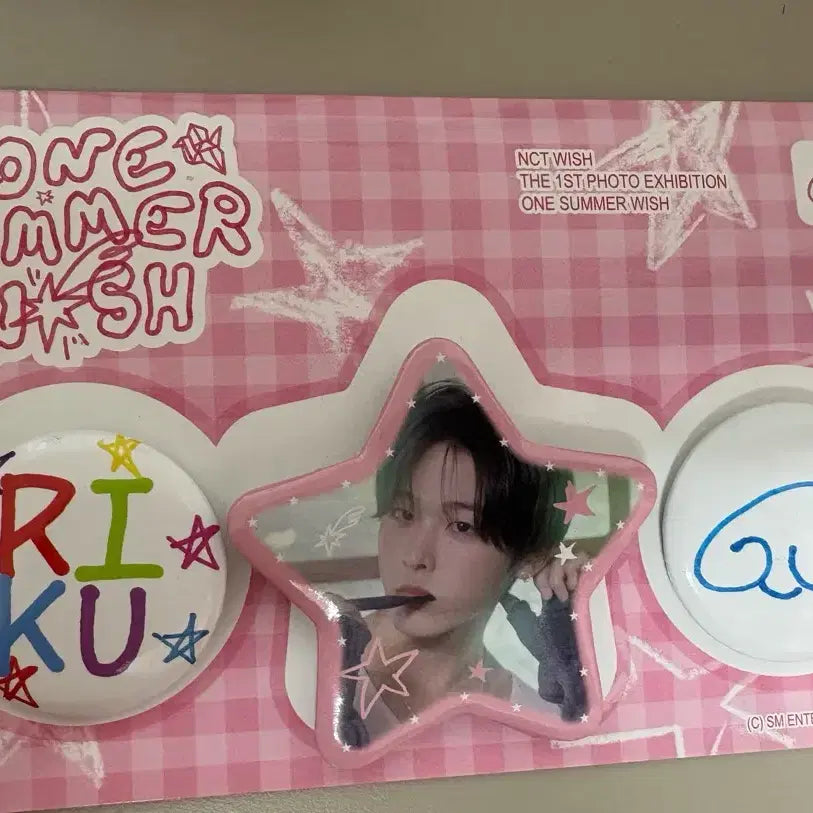 [BUNJANG] NCT WISH Riku Pin Badge Exhibition Goods / 엔시티 위시 리쿠 핀뱃지 전시회 굿즈(택포/반택)