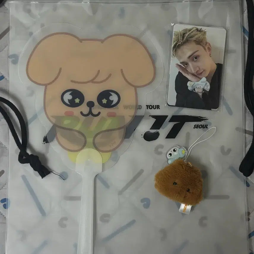 [BUNJANG] Stray Kids Bang Chan First Concert 7/25 Entry Gift Photocard / 스트레이키즈 스키즈 런잇 첫콘 7/25 입장 기프트 포카 양도 한쿼카 퍼핌