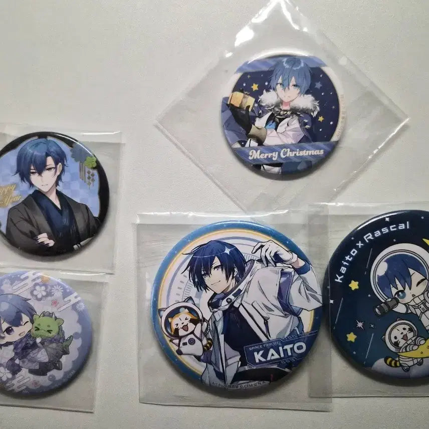 [BUNJANG] Kaito 5-Piece Button Badge Set / 카이토 뱃지 5종 세트
