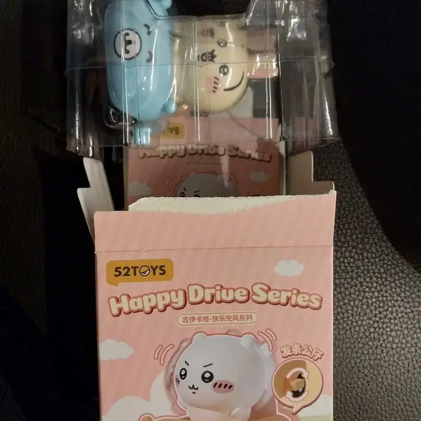 [BUNJANG] Chiikawa Happy Drive Series Usagi Car Figure / 치이카와 해피 드라이브 시리즈 자동차 우사기