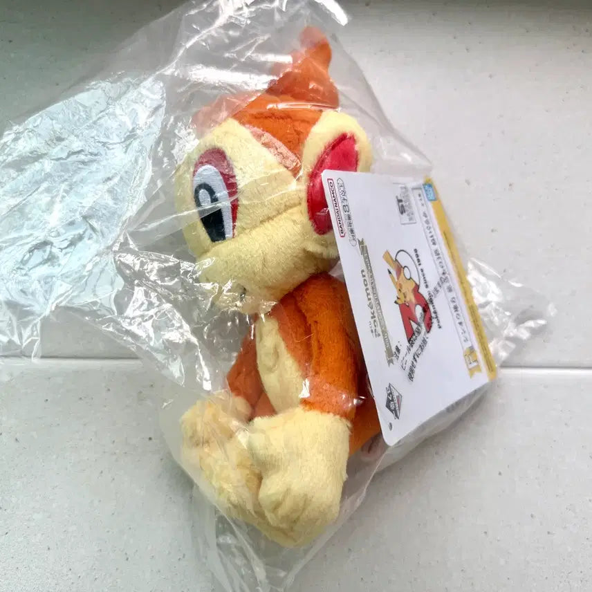 [BUNJANG] Pokemon 30th Anniversary Ichiban Kuji Magmar Plush Doll / (불꽃숭이) 포켓몬스터 30주년 쿠지 이치방쿠지 제일복권 인형 누이