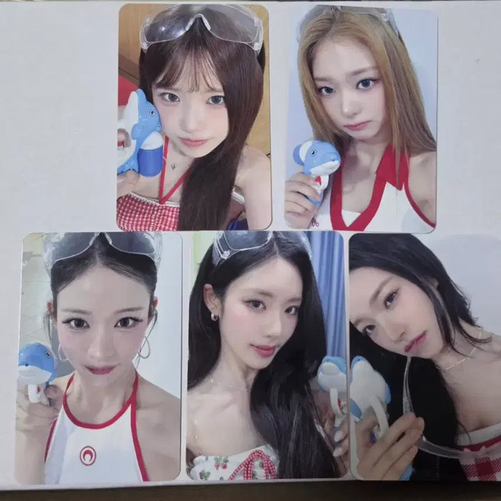 [BUNJANG] fromis_9 2nd Album Glow ME Makestar Pre-order Benefit Photocard Bundle Set (Water Play Version) / 프로미스나인 2집 Glow ME 메이크스타 프리오더 특전 물놀이버전 포토카드 5종 일괄