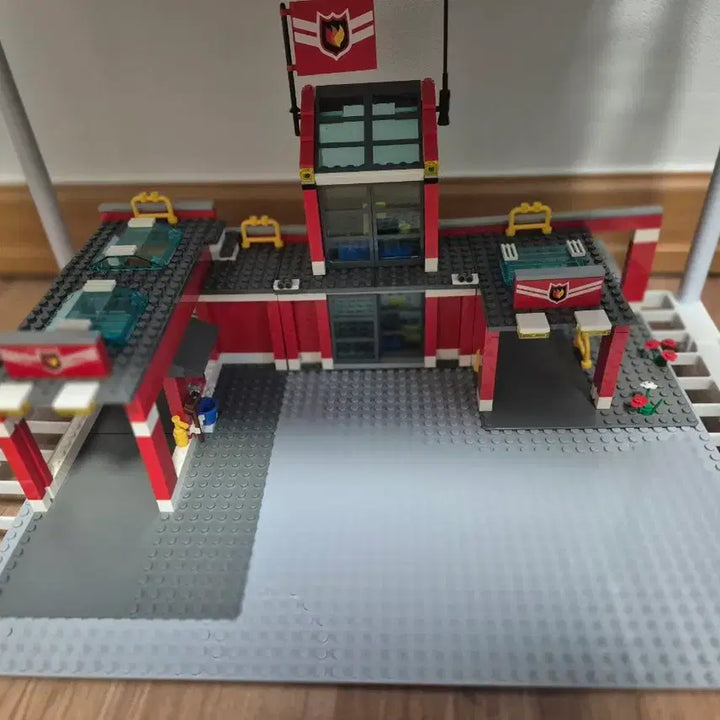 [BUNJANG] LEGO City 7945 Fire Station / 레고 시티 7945 소방서