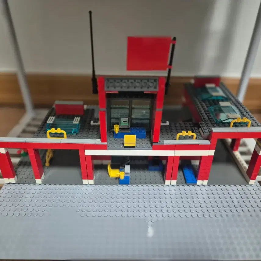 [BUNJANG] LEGO City 7945 Fire Station / 레고 시티 7945 소방서