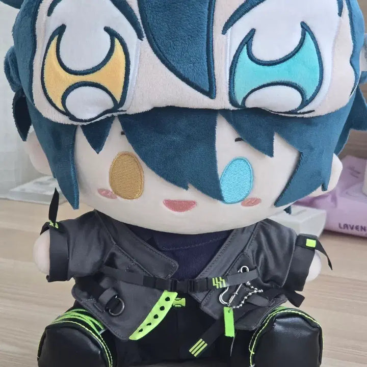 [BUNJANG] Ensemble Stars! Kagehira Mika 40cm Doll + Sleep Mask (Winter Casual Outfit) / 앙스타 중스타 카게히라 미카 40cm 인형 겨울 사복누이