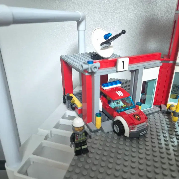 [BUNJANG] LEGO City 60110 Fire Station / 레고 시티 60110 소방본부