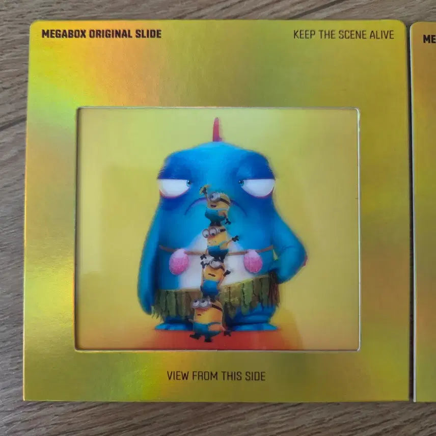 [BUNJANG] Minions &amp; Monsters Movie Release Original Slide Set (2 Types) / 영화 미니언즈 &amp; 몬스터즈 개봉 특전 오리지널 슬라이드 2종 (배송비 포함)