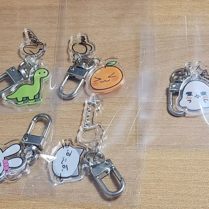 [BUNJANG] Hades Members Acrylic Keyring Set (Excluding Bongjun) / 하데스 굿즈 키링 세트 판매합니다. (봉준 키링제외)