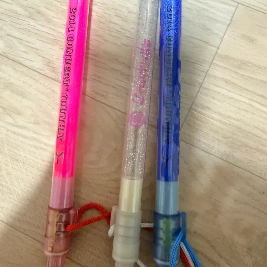 [BUNJANG] Younha Concert Lightsticks 3-Piece Bundle / 윤하 옛날 콘서트 응원봉 3종 일괄