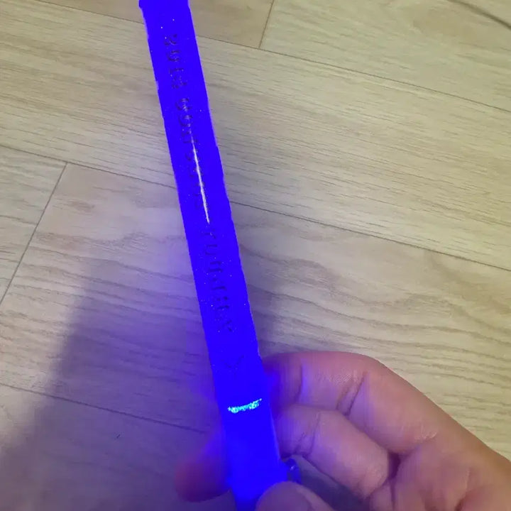 [BUNJANG] Younha Concert Lightsticks 3-Piece Bundle / 윤하 옛날 콘서트 응원봉 3종 일괄