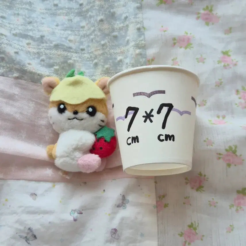 [BUNJANG] Sanrio Kuri-ring Strawberry Mini Vintage Doll / 고전 빈티지 인형 산리오 산엑스 딸기 쿠리링 미니 초레어