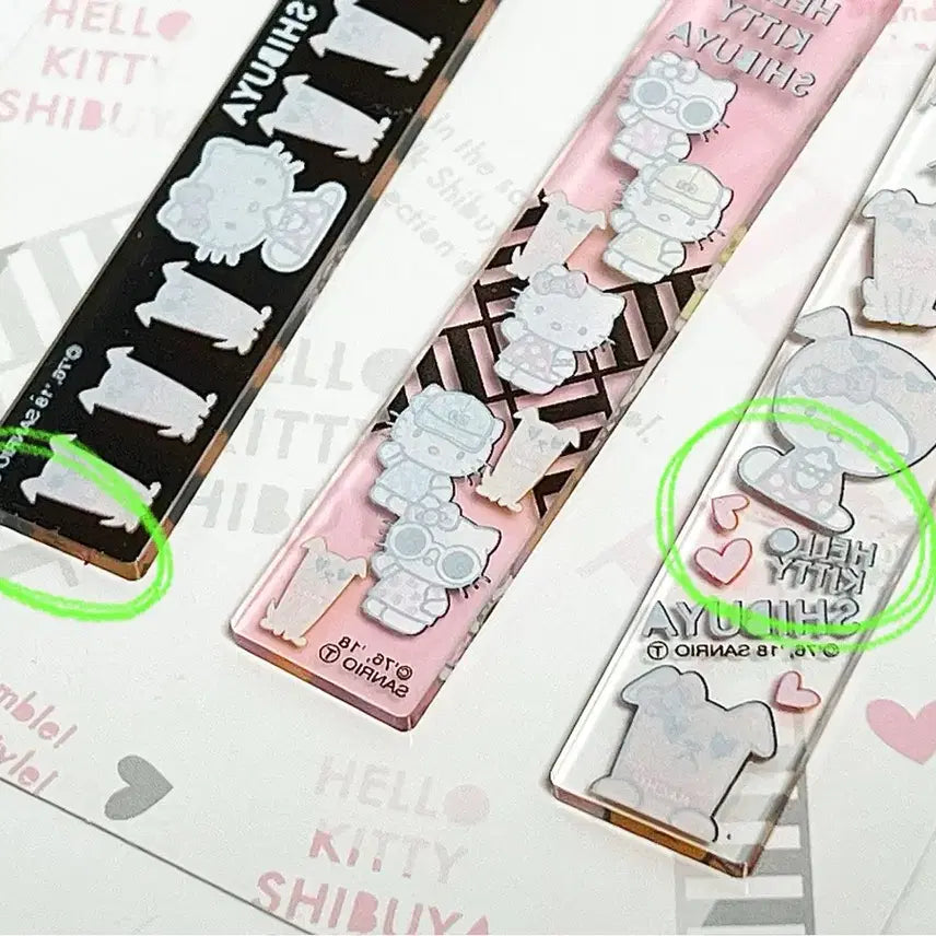 [BUNJANG] Hello Kitty Shibuya Acrylic Keyholder Set / 헬로키티 시부야 아크릴 키홀더 세트