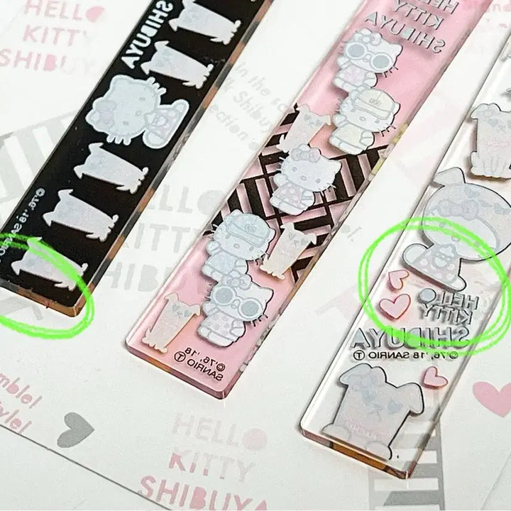 [BUNJANG] Hello Kitty Shibuya Acrylic Keyholder Set / 헬로키티 시부야 아크릴 키홀더 세트