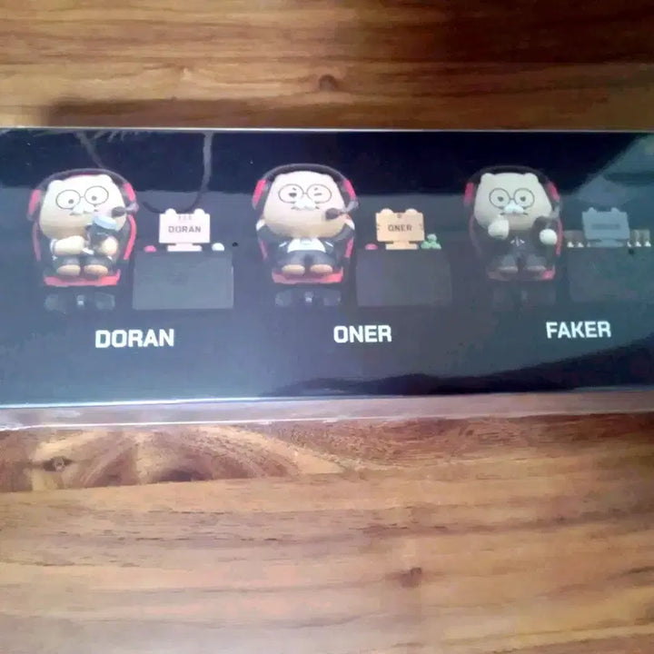 [BUNJANG] T1 Chunsik Random Figure Set (5 Types, Full Box) / T1 티원 춘식이 랜덤 피규어 5종 풀박스 / 미개봉