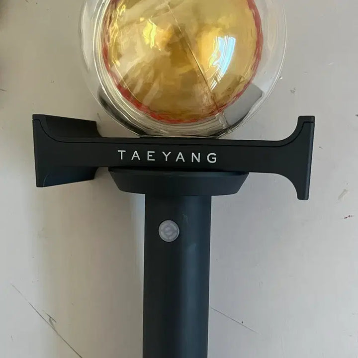 [BUNJANG] Taeyang Official Lightstick (Defective) / 태양 응원봉 여러봉