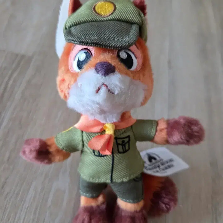 [BUNJANG] Zootopia Nick Wilde Plush Doll / 주토피아 닉 인형 (상하이 디즈니랜드에서 구매)