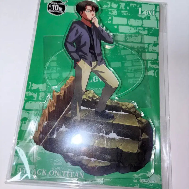 [BUNJANG] Attack on Titan Shingeki no Kyojin 10th Anniversary Levi Childhood Acrylic Stand / 미개봉) 진격의거인 엔스카이 10주년 리바이 유년기 아크릴 스탠드 진격거