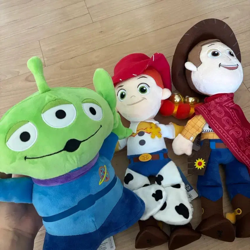 [BUNJANG] Disney Pixar Toy Story 5 Woody, Jessie, Alien Doll Set / 토이스토리5 우디, 제시, 알린 인형세트