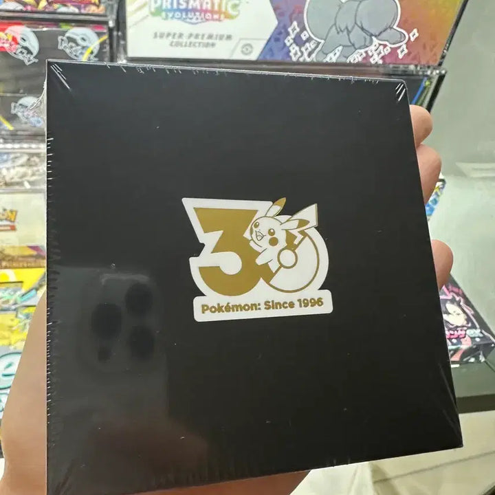 [BUNJANG] Pokemon 30th Anniversary March Badge New Product / 포켓몬 30주년 3월 뱃지 새상품