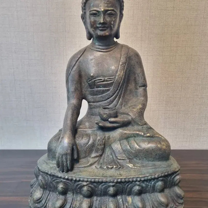 [BUNJANG] Old Bronze Gilded Statue of Shakyamuni Buddha / 오래된 청동 개금 항마촉지인 석가모니 좌상 불상