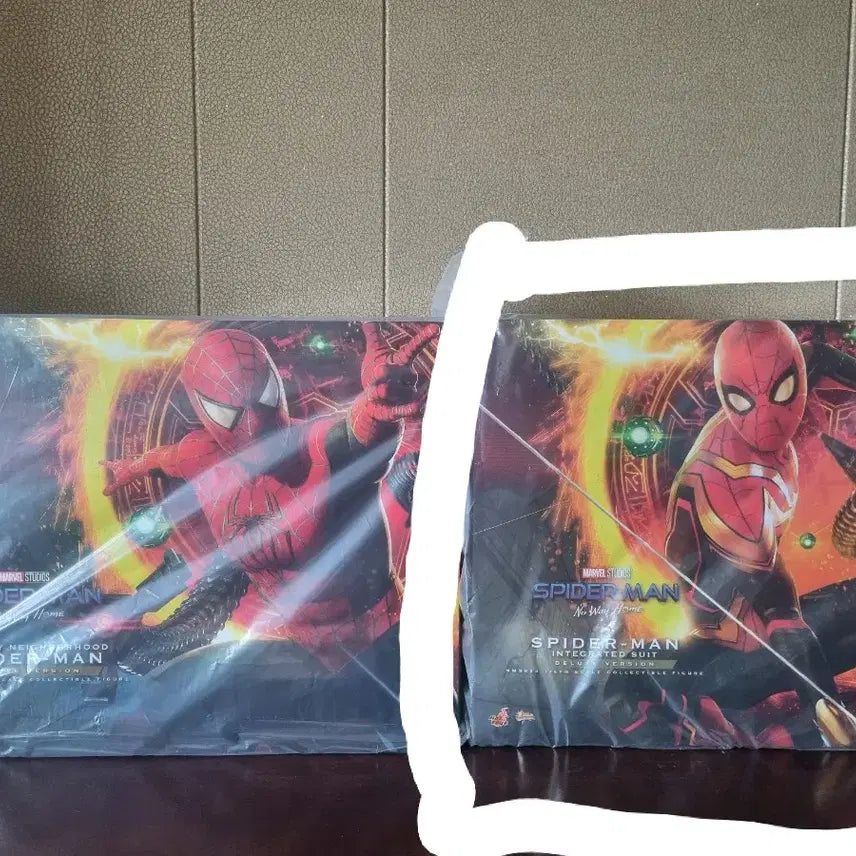 [BUNJANG] Hot Toys MMS624 Spider-Man: No Way Home Integrated Suit Deluxe Version Figure (Sealed) / [미개봉] 핫토이 MMS624 노웨이홈 스파이더맨 인테그레이티드 슈트 디럭스 버전
