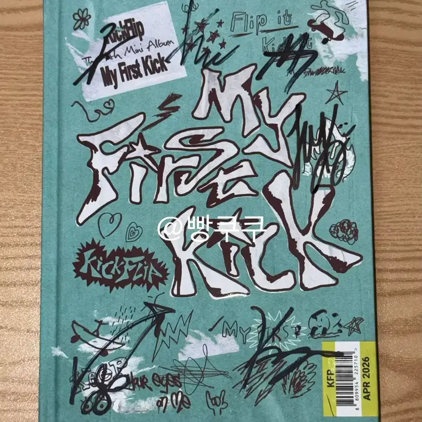 [BUNJANG] Kickflip Signed Album Mini Album Vol. 4 / 킥플립 친필사인앨범 싸앨