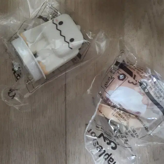 [BUNJANG] CGV MapleStory Pink Bean Popcorn Bucket + Mini Figure / cgv 메이플스토리 핑크빈 팝콘통+미니 피규어