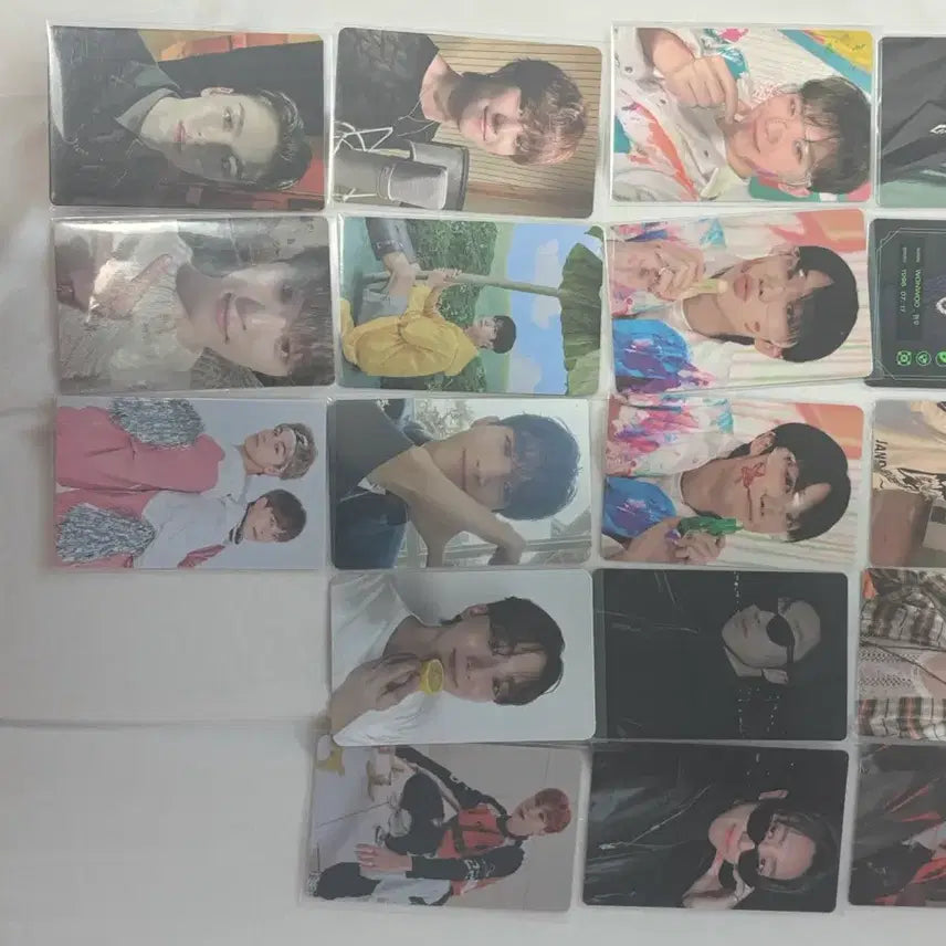 [BUNJANG] Seventeen Bundle Set Photocards / 세븐틴 포토카드 23장 일괄