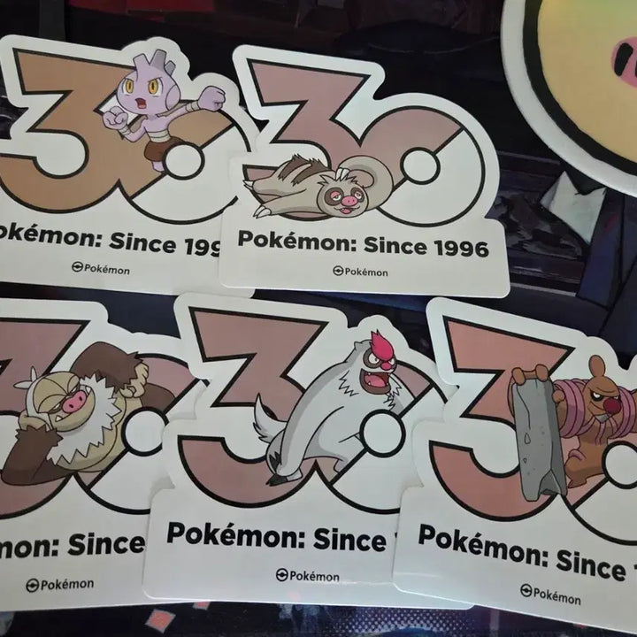 [BUNJANG] Pokemon 30th Anniversary Logo Sticker Bundle Set / (교환/판매) 포켓몬 30주년 로고 스티커 (일괄)