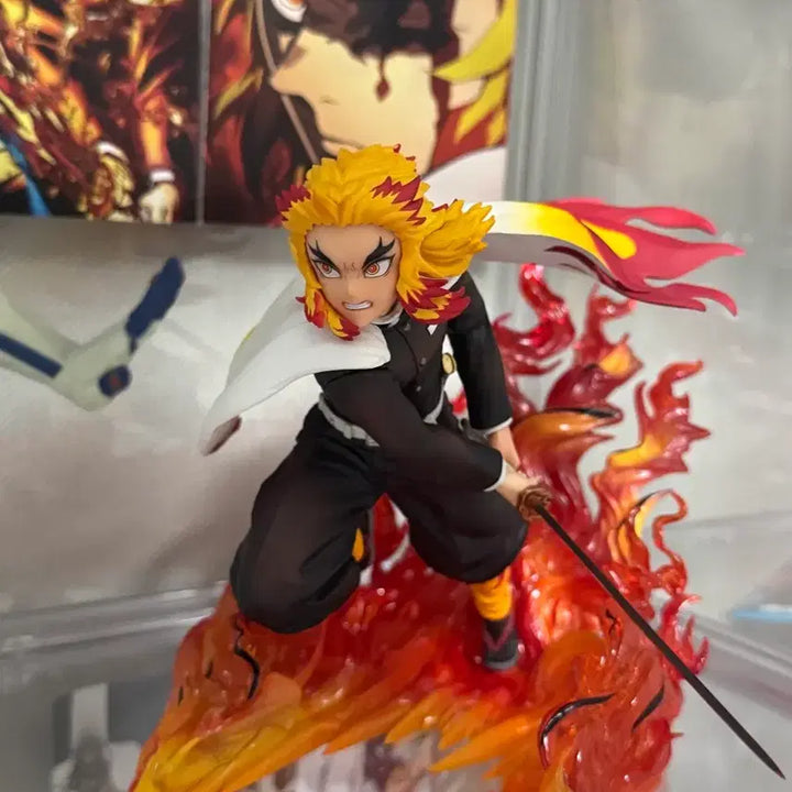 [BUNJANG] Aniplex+ Demon Slayer Kyojuro Rengoku &amp; Akaza 1/8 Scale Figure Bundle / 택포22만)아츠제로 렌고쿠 아카자 피규어 일괄 판매 귀멸의칼날