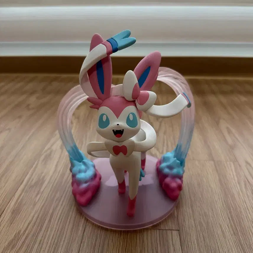 [BUNJANG] FuniZn Pokemon Prime Figure Sylveon (Medium Size) / 퍼니즘 포켓몬 프라임 피규어 님피아 (16.5*19cm)