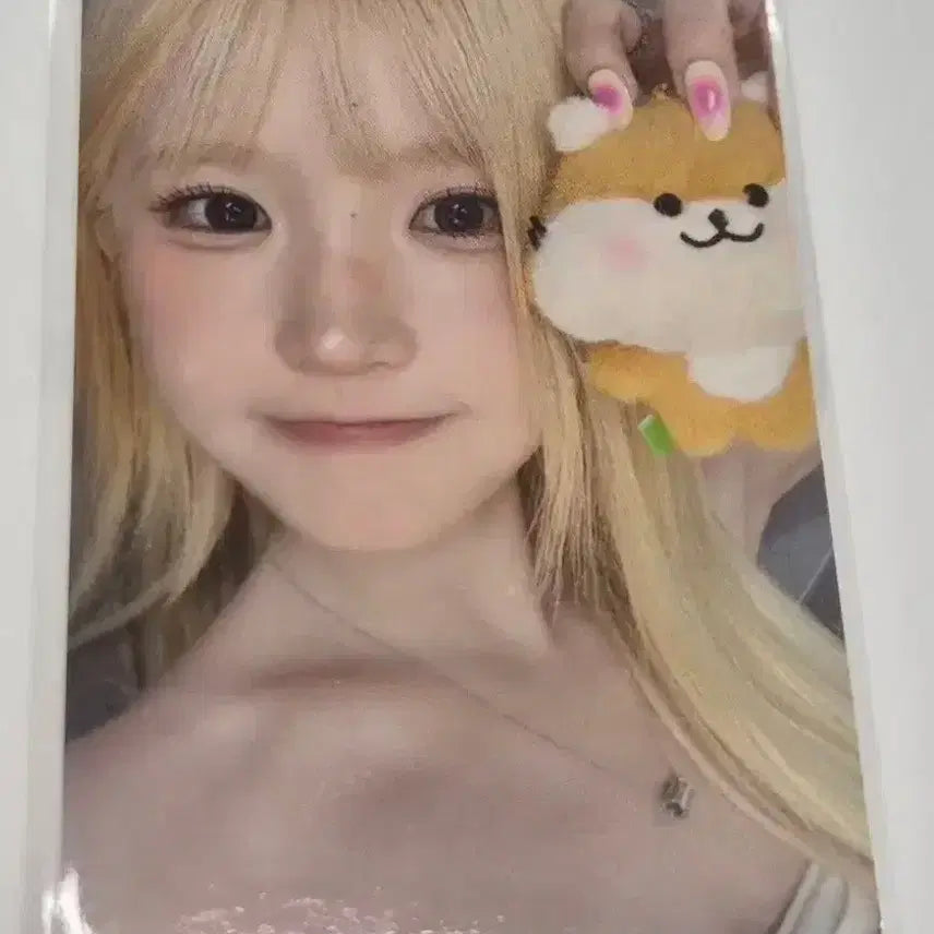 [BUNJANG] fromis_9 Song Hayoung Glow Me Lucky Draw Photocard / 프로미스나인 Glow Me 팝업 송하영 럭드 포카 양도