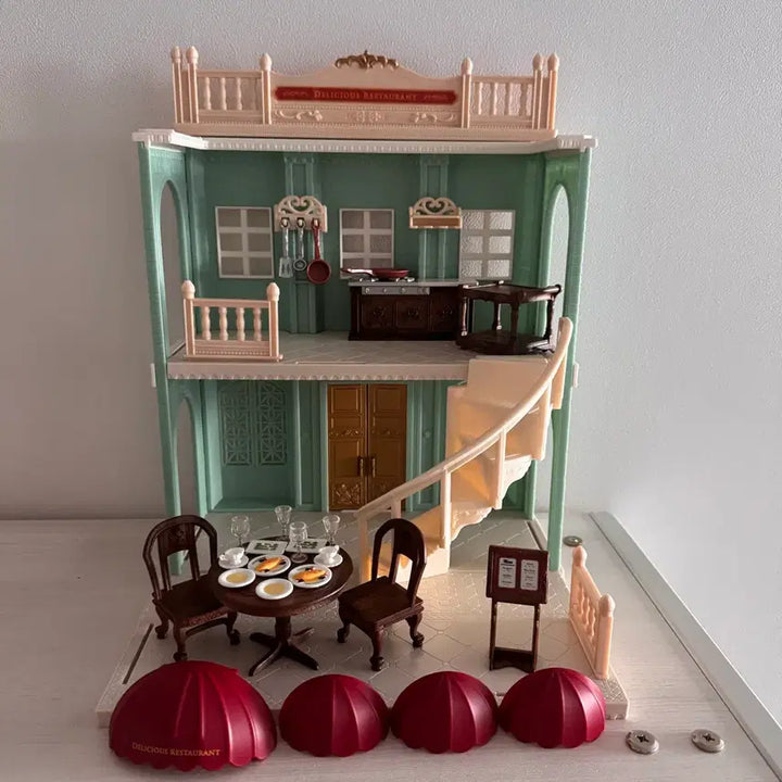 [BUNJANG] Sylvanian Families Delicious Restaurant - Discontinued Old Town Series / 6018)단종)올드)실바니안 타운시리즈 딜리셔스 레스토랑