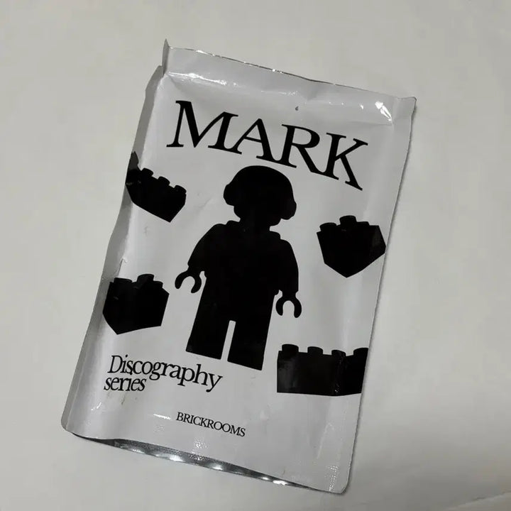 [BUNJANG] Mark Lee Lego Keychain 7 Piece Set / 마크 이마크 레고 키링 7개 세트 새제품