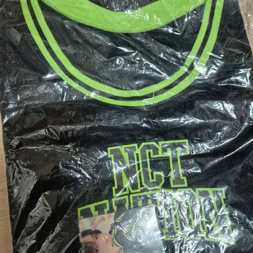 [BUNJANG] NCT Nation Haechan 66 Basketball Jersey (Photocard Included) - Sealed / NCT 네이션 해찬 66 농구복 미개봉 원가이하양도