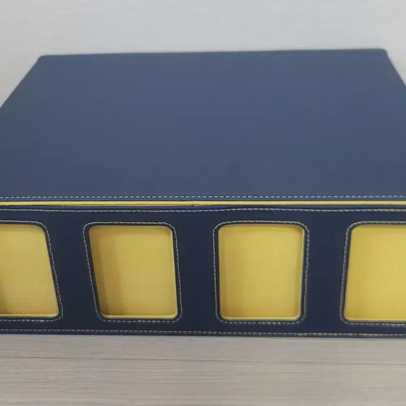 [BUNJANG] PU Leather Magnetic Card Storage Box - 4 Rows / 새상품 PU가죽 자석타입 탑로더 카드 보관함 4열