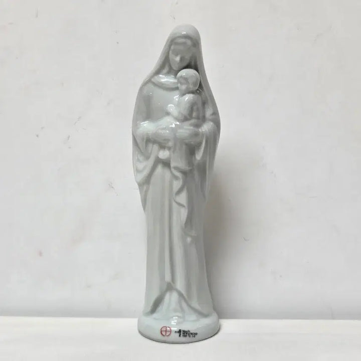 [BUNJANG] 1989 Eucharistic Congress Madonna and Child Ceramic Figurine / 1989 세계성체대회 성모자상도자기 가톨릭 성물