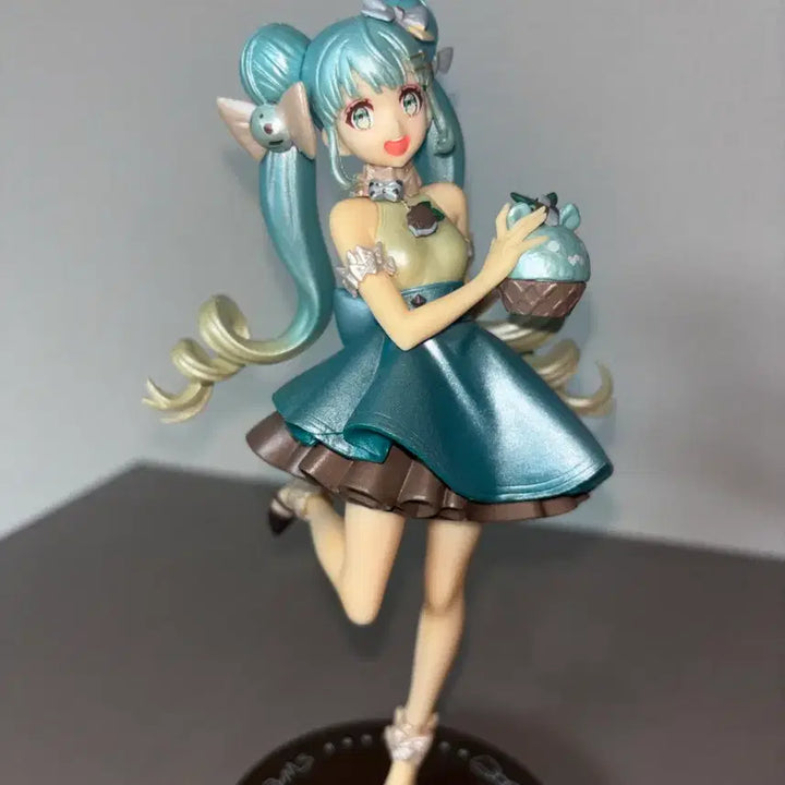 [BUNJANG] Hatsune Miku Mint Choco Pearl Ver. Figure / 하츠네 미쿠 피규어 민트초코 펄 버전